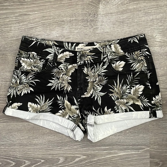 COTTONON Jean Shorts - Picture 1 of 3